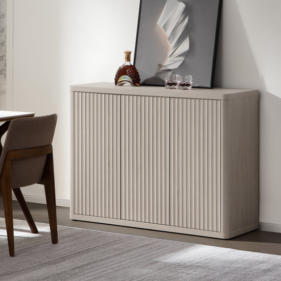 Cas Sideboard with 3 Doors