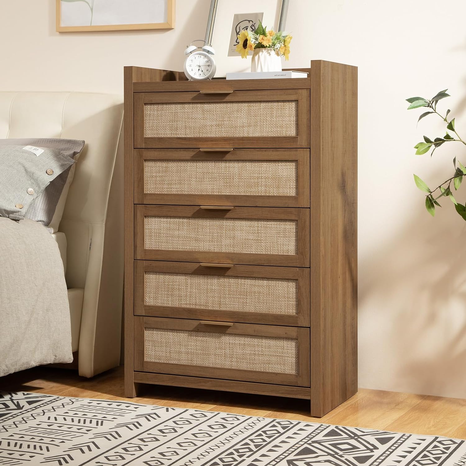 Savanna Wood Dresser, 5 Drawers